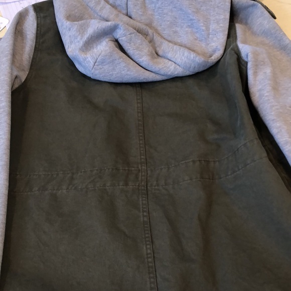 H&M DIVIDED Olive Green Utility hoodie Jacket - Picture 9 of 12